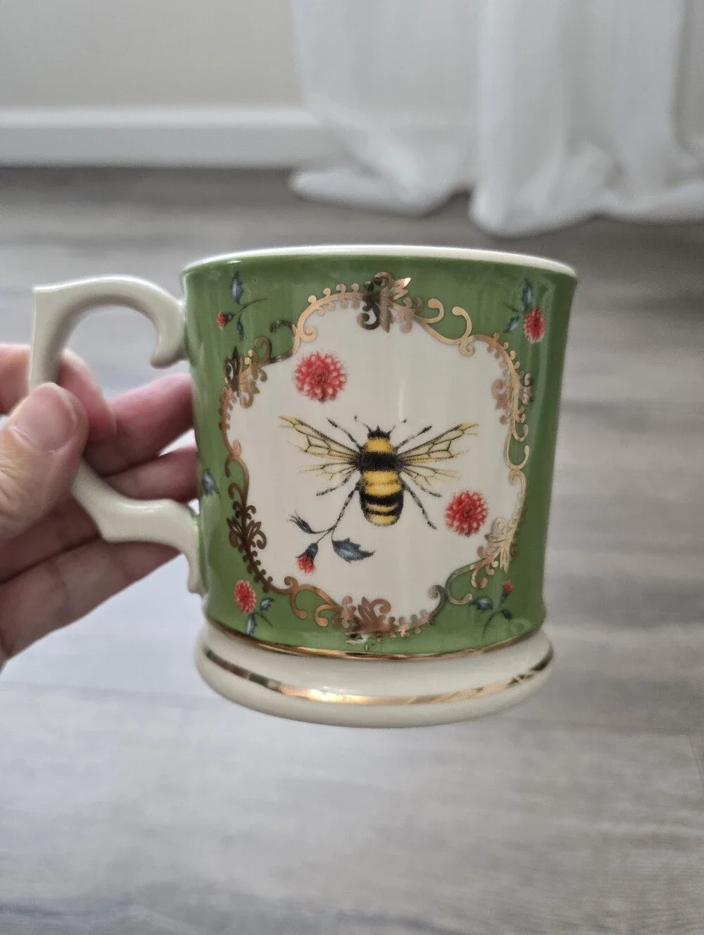 Lou Rota for Anthropologie stoneware mug Bumblebee Floral Cottagecore Classy